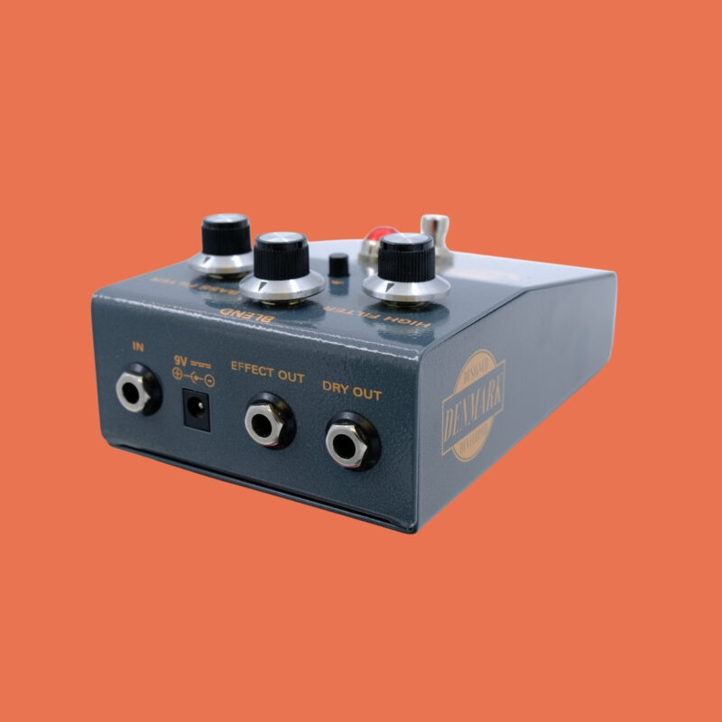 Low End Monophonic Octaver